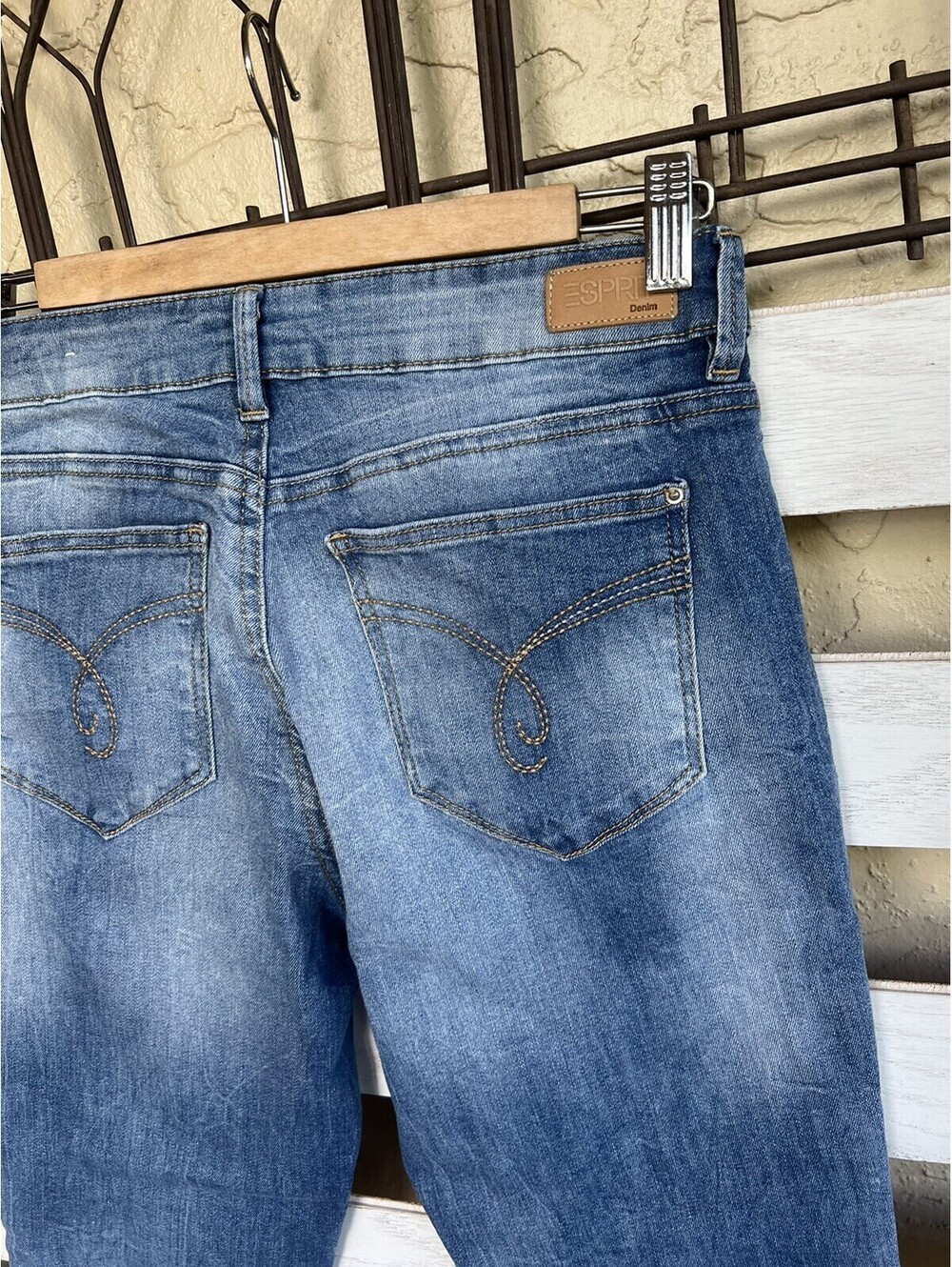 Esprit Womens Blue Skinny Medium Rise Denim Straight Jeans Size W28/27”